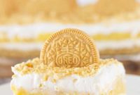 No-Bake Golden Oreo Lasagna