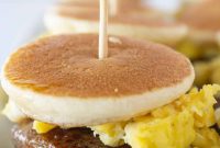 Sweet and Savory Pancake Sausage Egg Sliders
