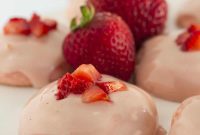 Pillowy Strawberry Cake Cookies