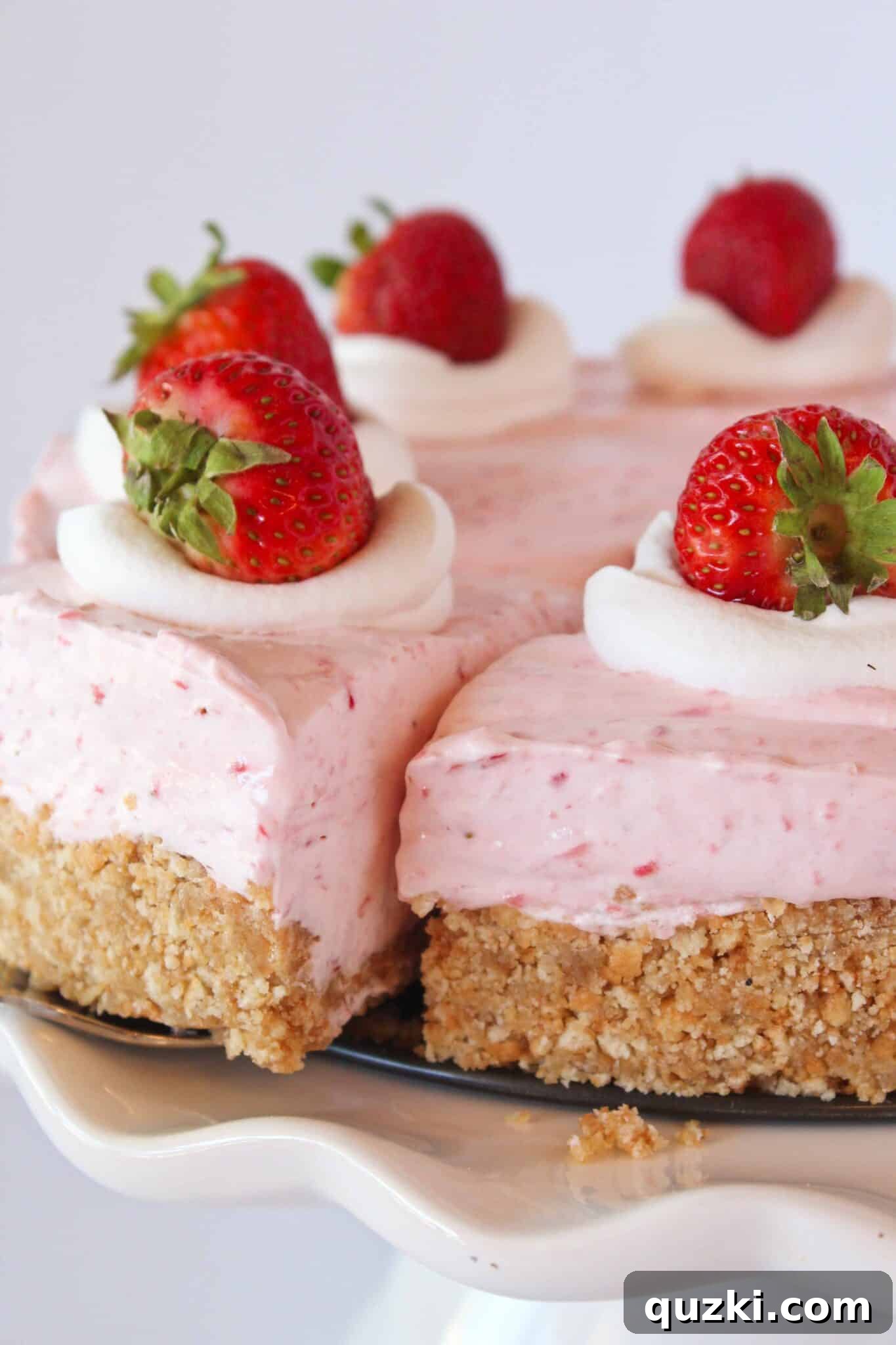 5 Effortless Fruity Treats for Memorial Day 5 Easy No-Bake Strawberry Cheesecake for summer