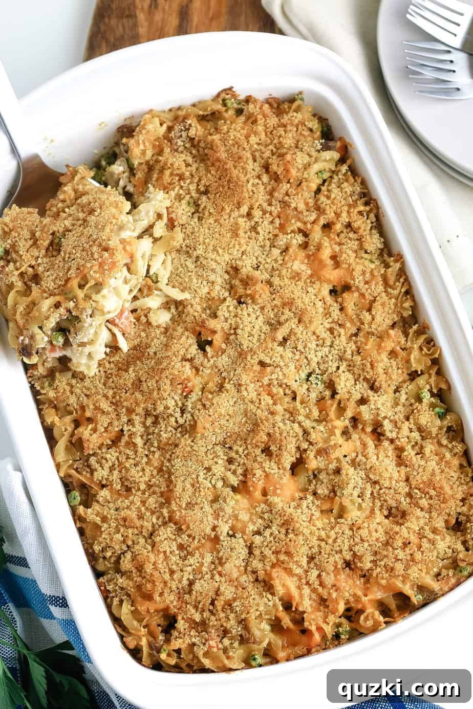 10 Cozy Fall Casseroles to Warm Your Soul 8 Traditional Tuna Noodle Casserole with egg noodles, tuna, creamy sauce, and crispy topping.
