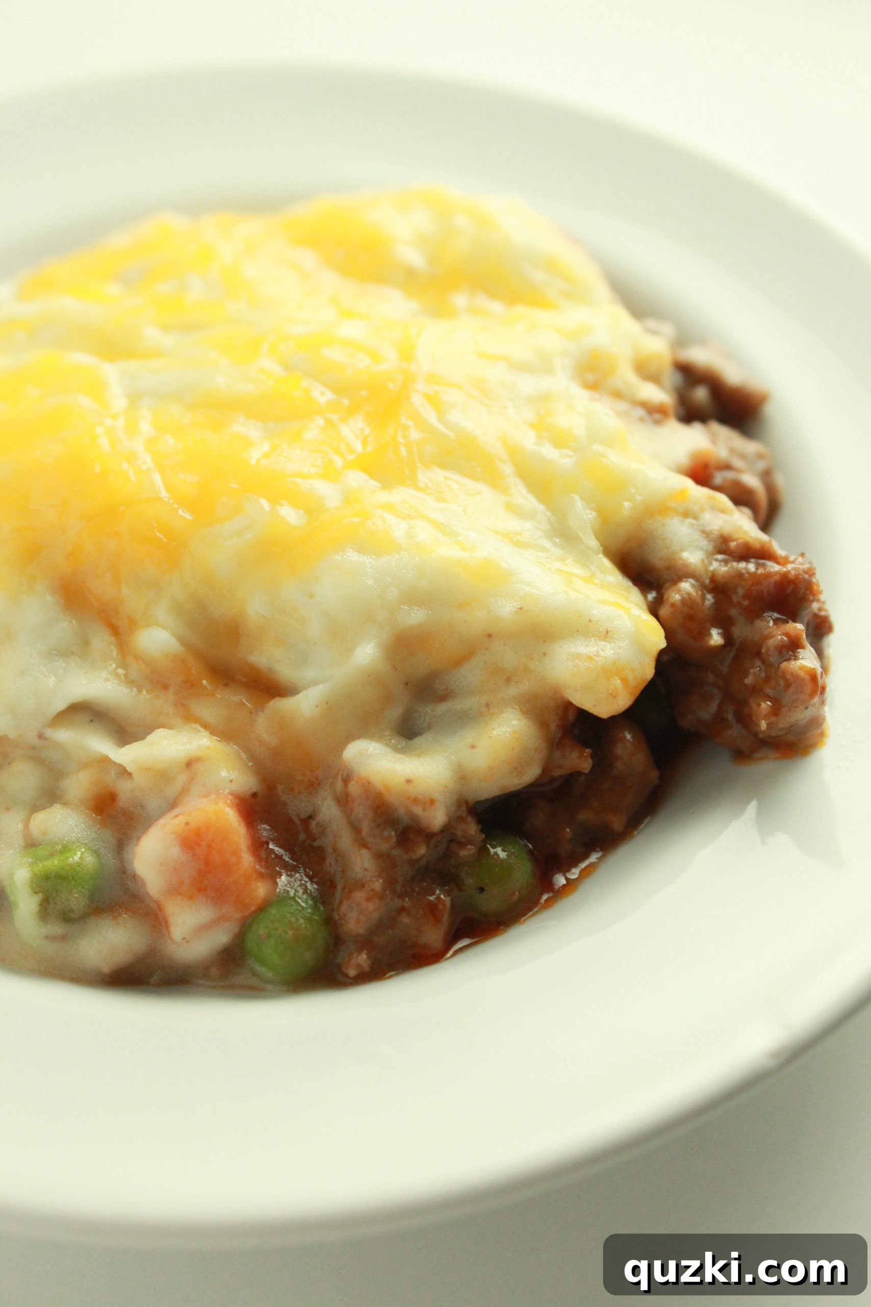 10 Speedy School Night Dinners Ready in 30 Minutes 7 10 Back to School Dinner Ideas in 30 Minutes or Less featured by top US food blogger, Practically Homemade: Shephard's Pie skillet